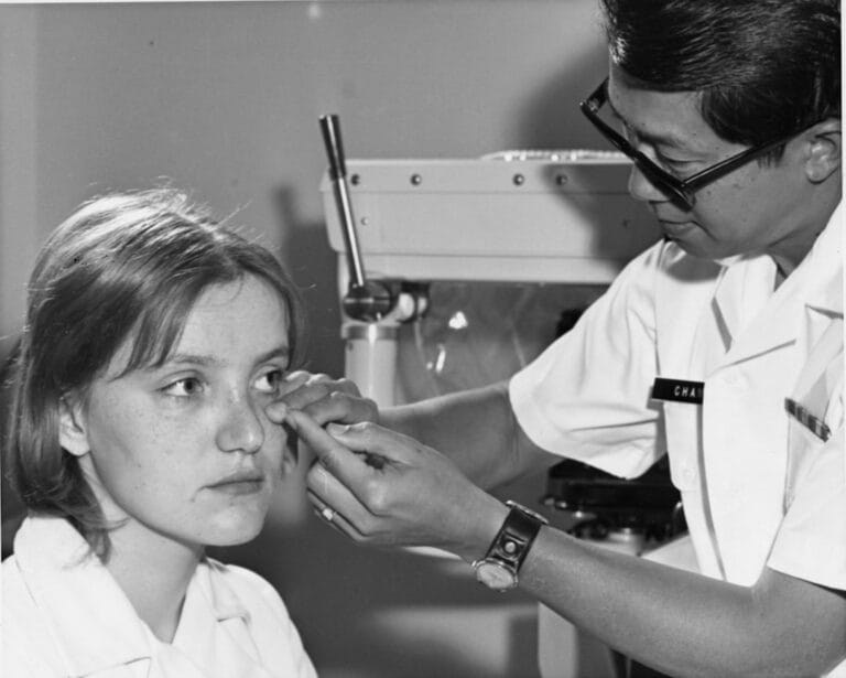 Optometrist Technology Equipment - ToolPeak